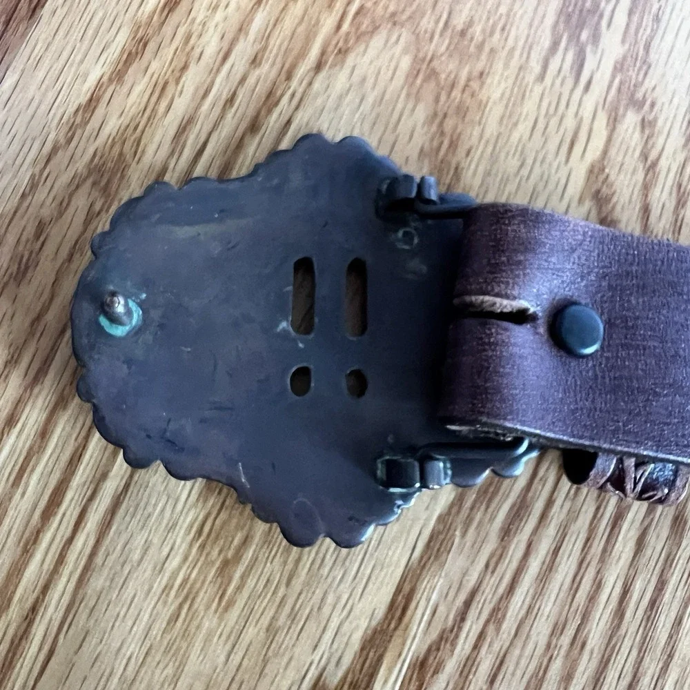 Tony Lama Brown Tooled Leather Swarovski Crystals‎ Concho Cross Western Belt 38